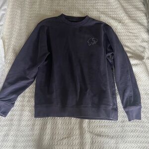 crew neck